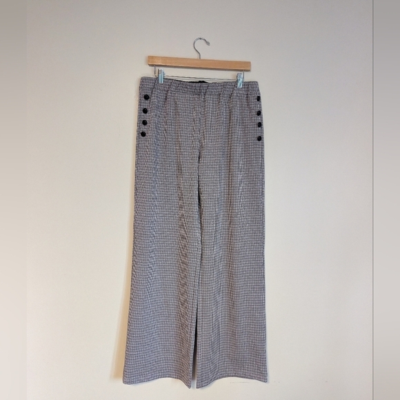Versona Pants - Versona Checked Trousers with Buttons
